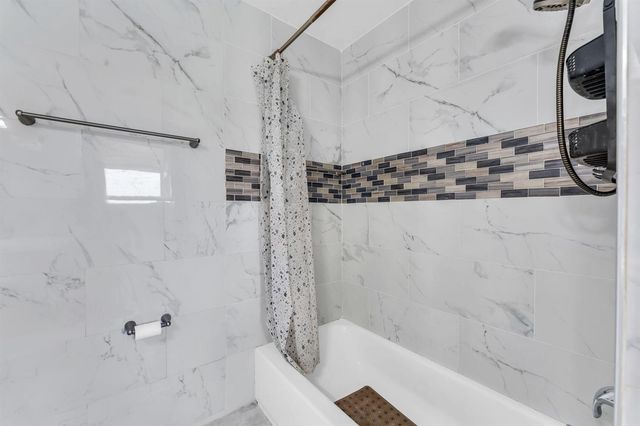 143 W Tara Lakes Dr Drive W, Boynton Beach, FL 33436
