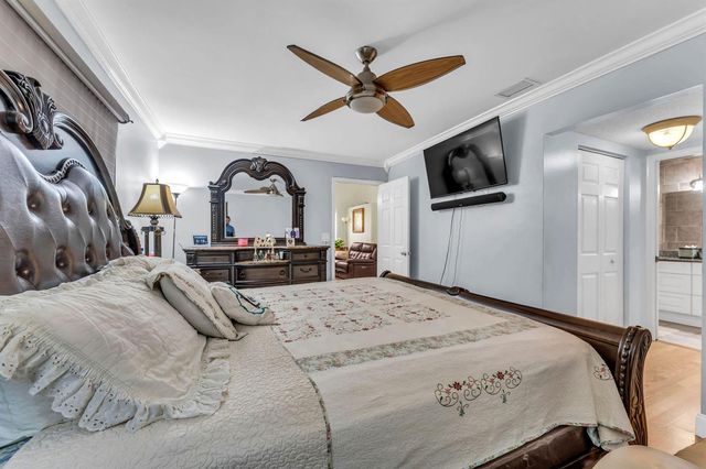 143 W Tara Lakes Dr Drive W, Boynton Beach, FL 33436