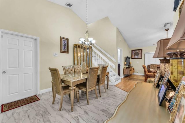 143 W Tara Lakes Dr Drive W, Boynton Beach, FL 33436