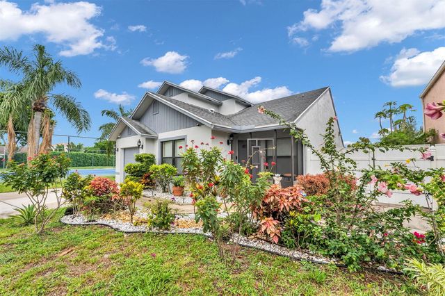 143 W Tara Lakes Dr Drive W, Boynton Beach, FL 33436