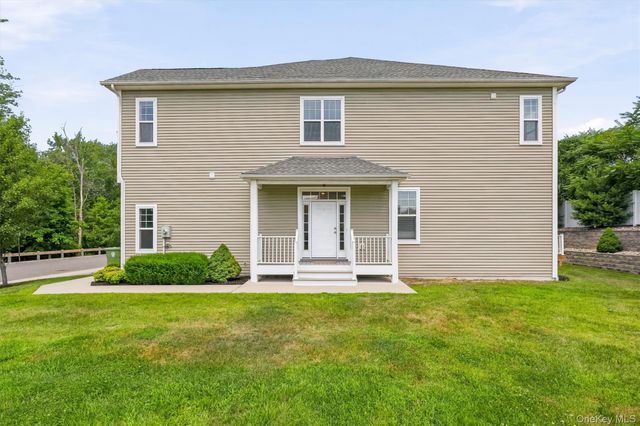 31 Magnolia Park Road, Middletown, NY 10940
