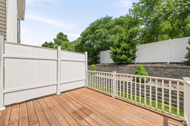 31 Magnolia Park Road, Middletown, NY 10940