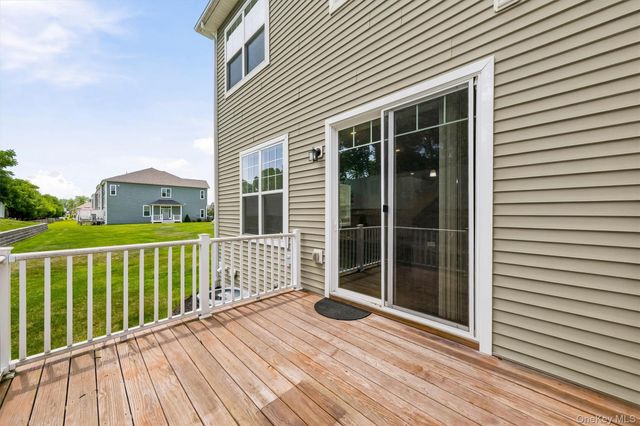 31 Magnolia Park Road, Middletown, NY 10940