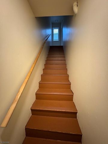 467 Hawthorne Ave, Newark City, NJ 07112