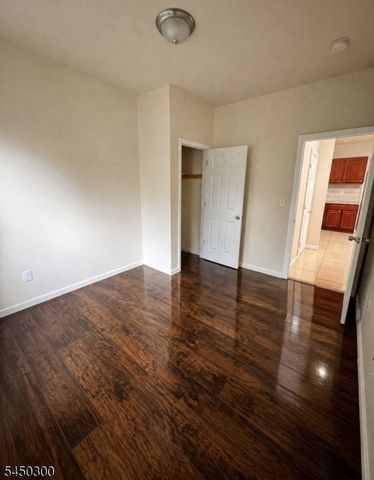 467 Hawthorne Ave, Newark City, NJ 07112