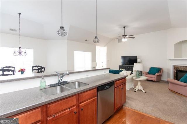 213 Oakleaf Drive, Acworth, GA 30102