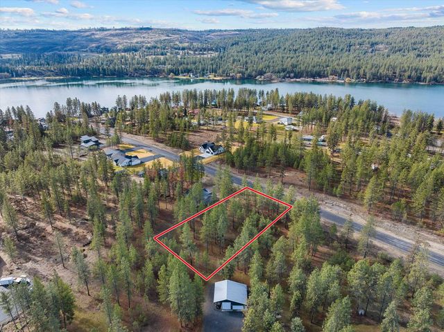 6555 Kate Dr Dr, Nine Mile Falls, WA 99026