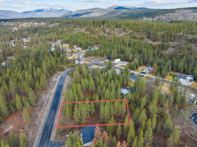 6555 Kate Dr Dr, Nine Mile Falls, WA 99026