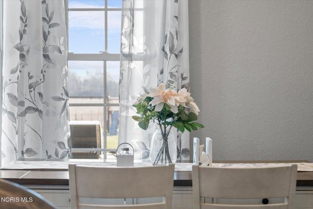 30348 Lemoyne Road, Walbridge, OH 43465