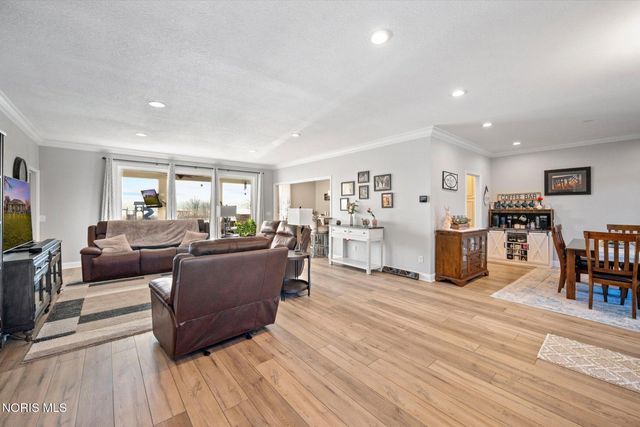 30348 Lemoyne Road, Walbridge, OH 43465