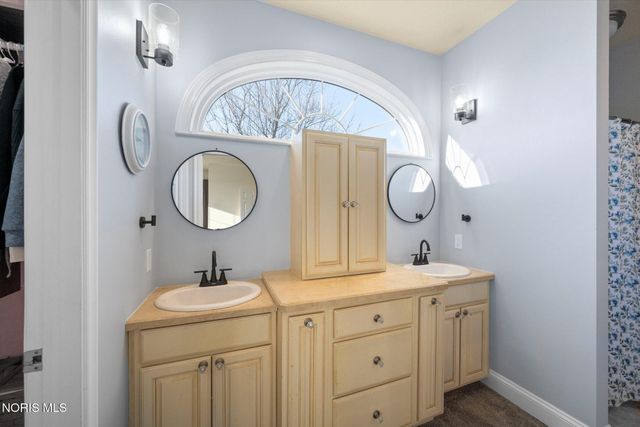 30348 Lemoyne Road, Walbridge, OH 43465