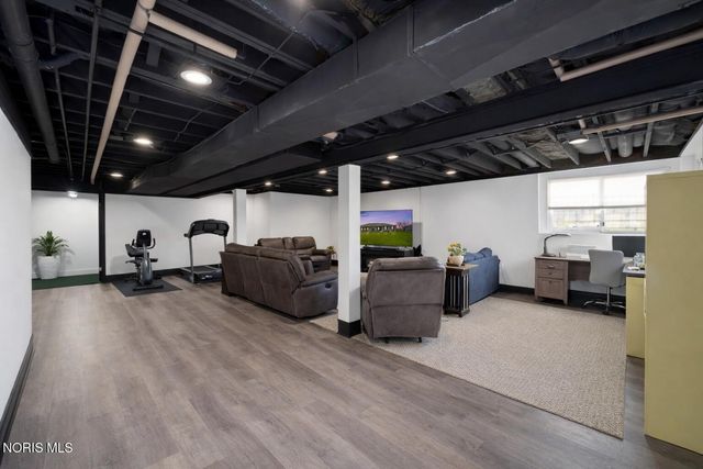 30348 Lemoyne Road, Walbridge, OH 43465