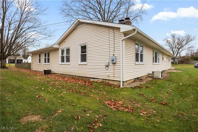 625 Shaker Drive, Medina, OH 44256