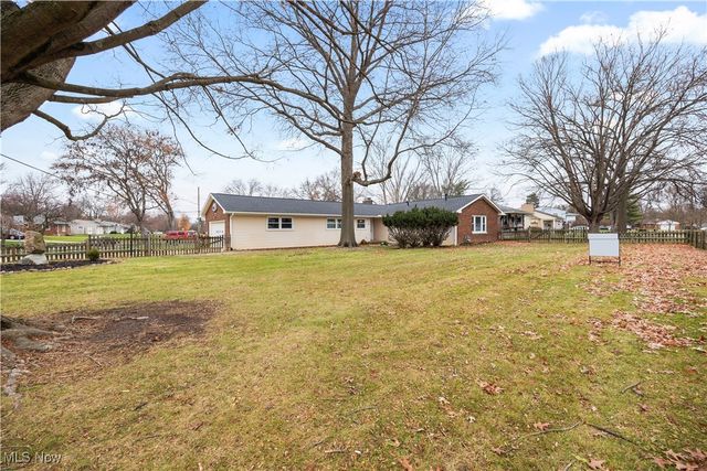 625 Shaker Drive, Medina, OH 44256