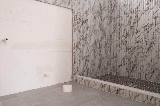 5409 Chevy Chase B, Houston, TX 77056