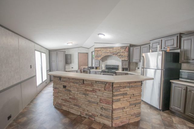 2801 County Road 444, Angleton, TX 77515