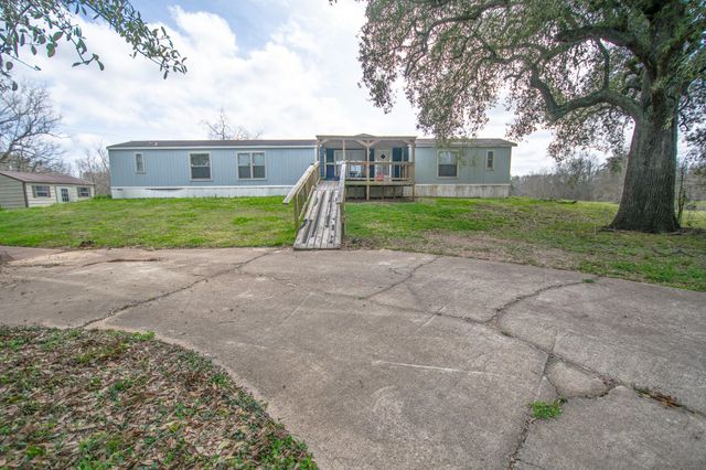 2801 County Road 444, Angleton, TX 77515