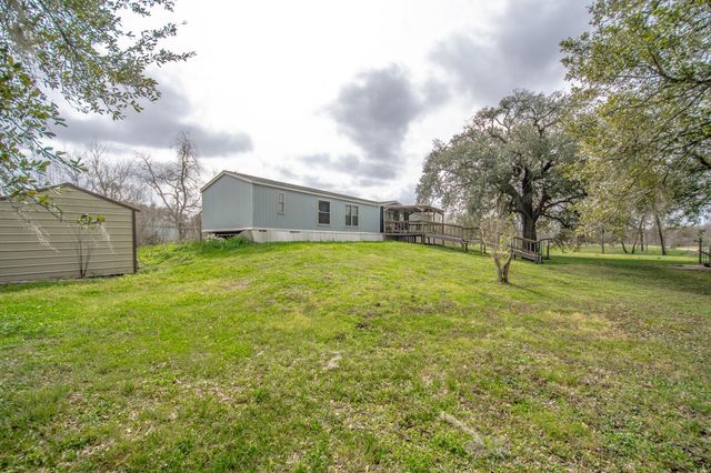 2801 County Road 444, Angleton, TX 77515