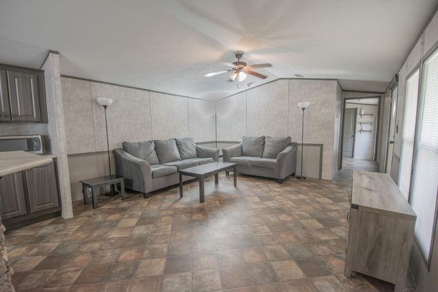 2801 County Road 444, Angleton, TX 77515