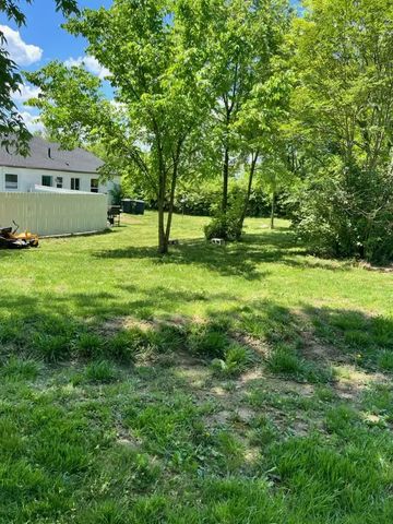 1022 Westchester Dr, Madison, TN 37115
