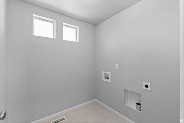 351 E HALLS CREEK RD, Saratoga Springs, UT 84045