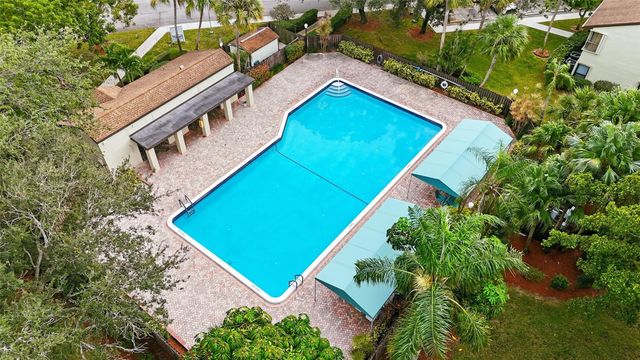 3281 Cocoplum Cir 3328, Coconut Creek, FL 33063