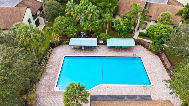 3281 Cocoplum Cir 3328, Coconut Creek, FL 33063