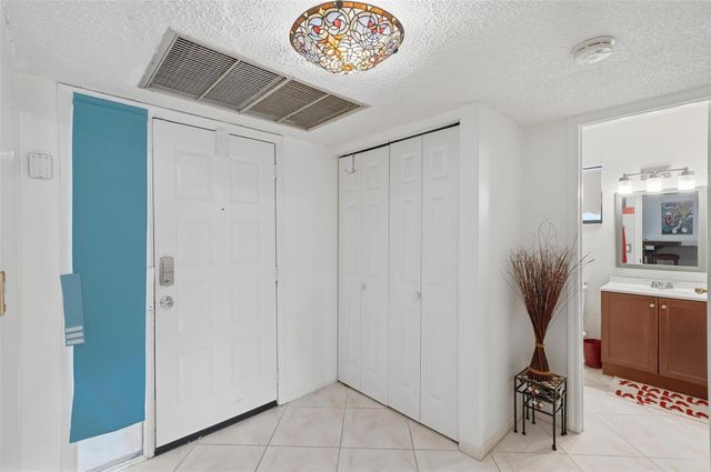 3281 Cocoplum Cir 3328, Coconut Creek, FL 33063