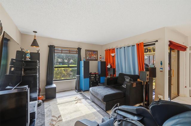 3281 Cocoplum Cir 3328, Coconut Creek, FL 33063