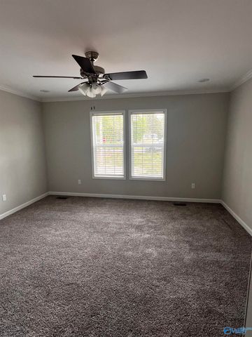 12 Martin Lane, Guntersville, AL 35976