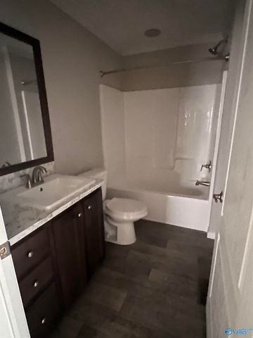 12 Martin Lane, Guntersville, AL 35976