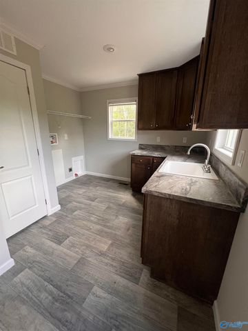 12 Martin Lane, Guntersville, AL 35976