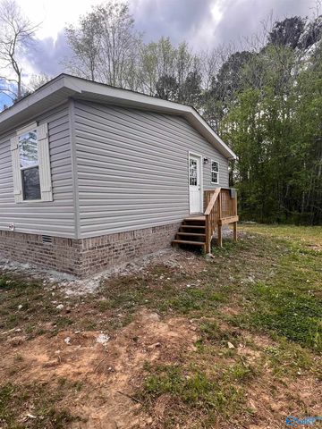 12 Martin Lane, Guntersville, AL 35976