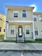 1417 Pullen Rd Apt 201, Tallahassee, FL 32303