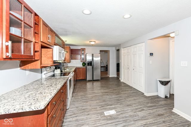 11339 E St Joseph Street E, Marion, IN 46229
