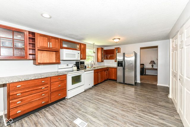 11339 E St Joseph Street E, Marion, IN 46229