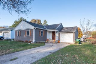 112 N Park Lane, Le Sueur, MN 56058