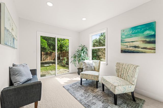 601 Dudley Way, Sacramento, CA 95818