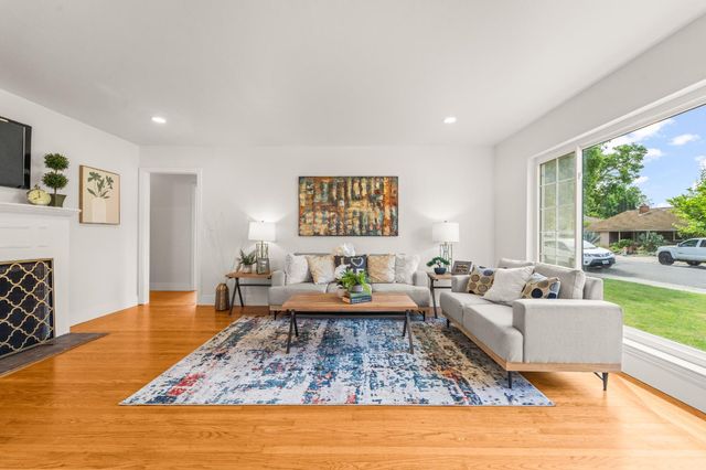 601 Dudley Way, Sacramento, CA 95818