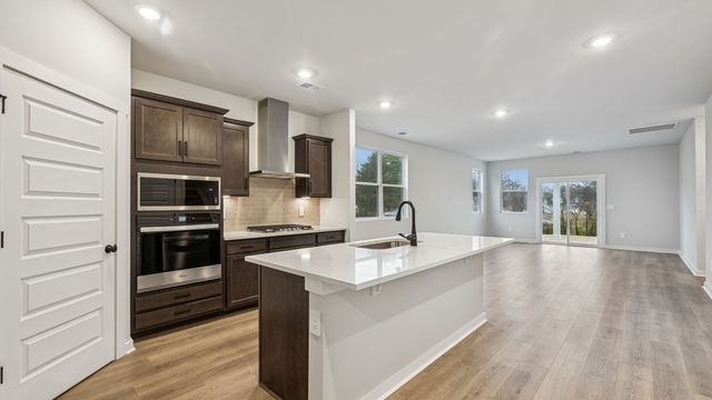 408 Wild Iris Way, Spring Hill, TN 37174