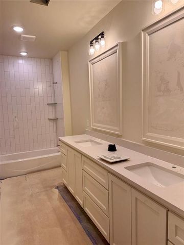 12704 Cobblestone Curve Road, Oklahoma City, OK 73142