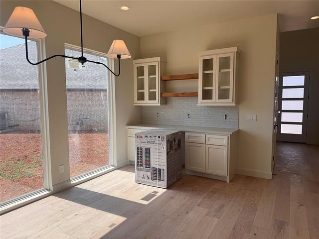 12704 Cobblestone Curve Road, Oklahoma City, OK 73142