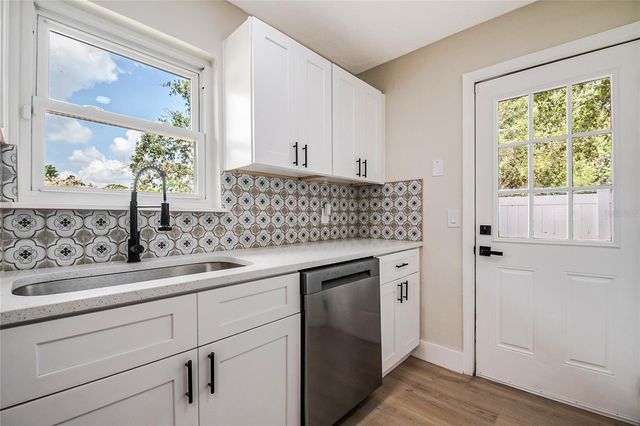 1855 PROCTOR AVENUE, Orlando, FL 32817