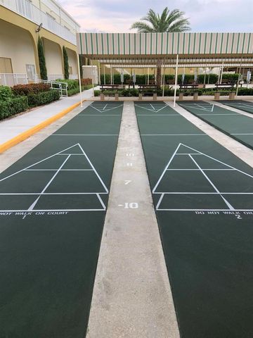 200 Sheffield I, West Palm Beach, FL 33417