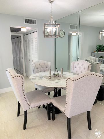 200 Sheffield I, West Palm Beach, FL 33417
