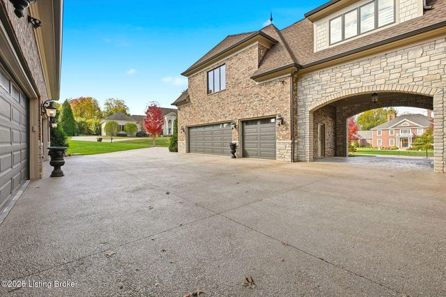 5705 Harrods Glen Dr, Prospect, KY 40059