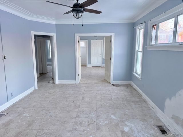 2240 Taylor Street, Detroit, MI 48206