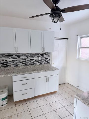 2240 Taylor Street, Detroit, MI 48206