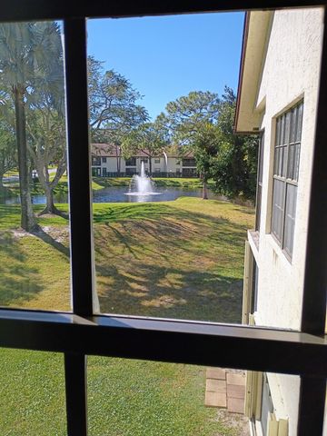 3451 Jog Park Drive, Greenacres, FL 33467