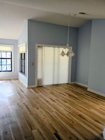 3451 Jog Park Drive, Greenacres, FL 33467